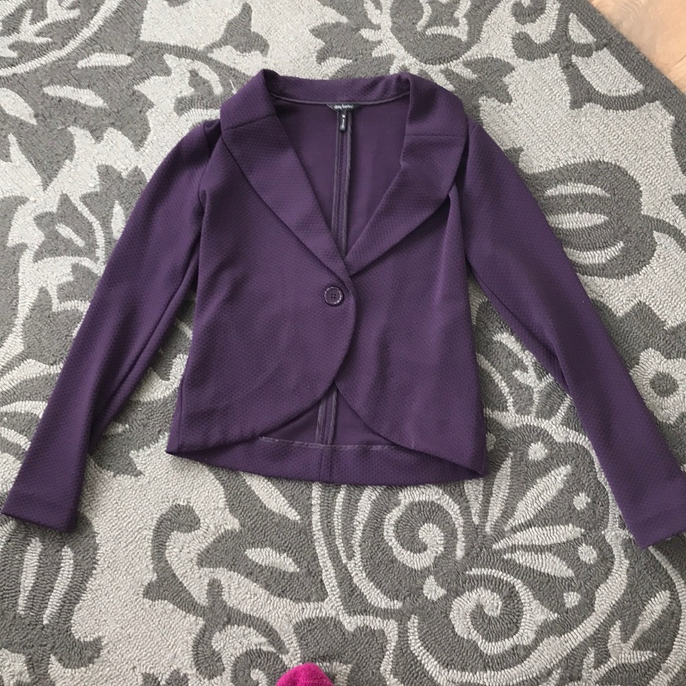 Stretchy blazer in purple